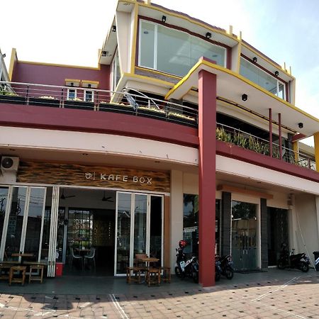 Malang City Boulevard Homestay Esterno foto