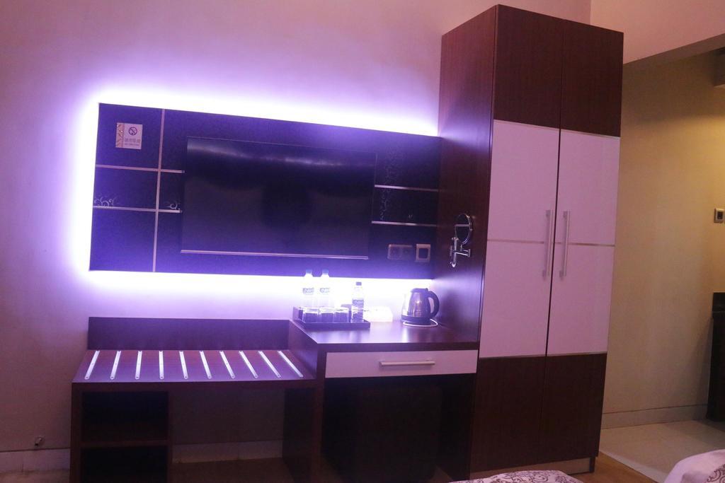 Malang City Boulevard Homestay Esterno foto