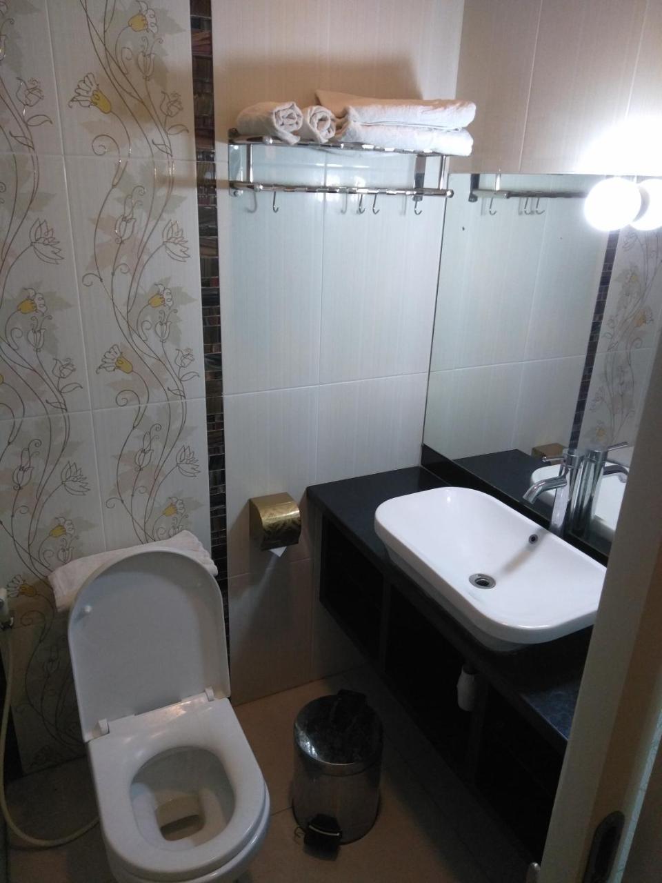 Malang City Boulevard Homestay Esterno foto