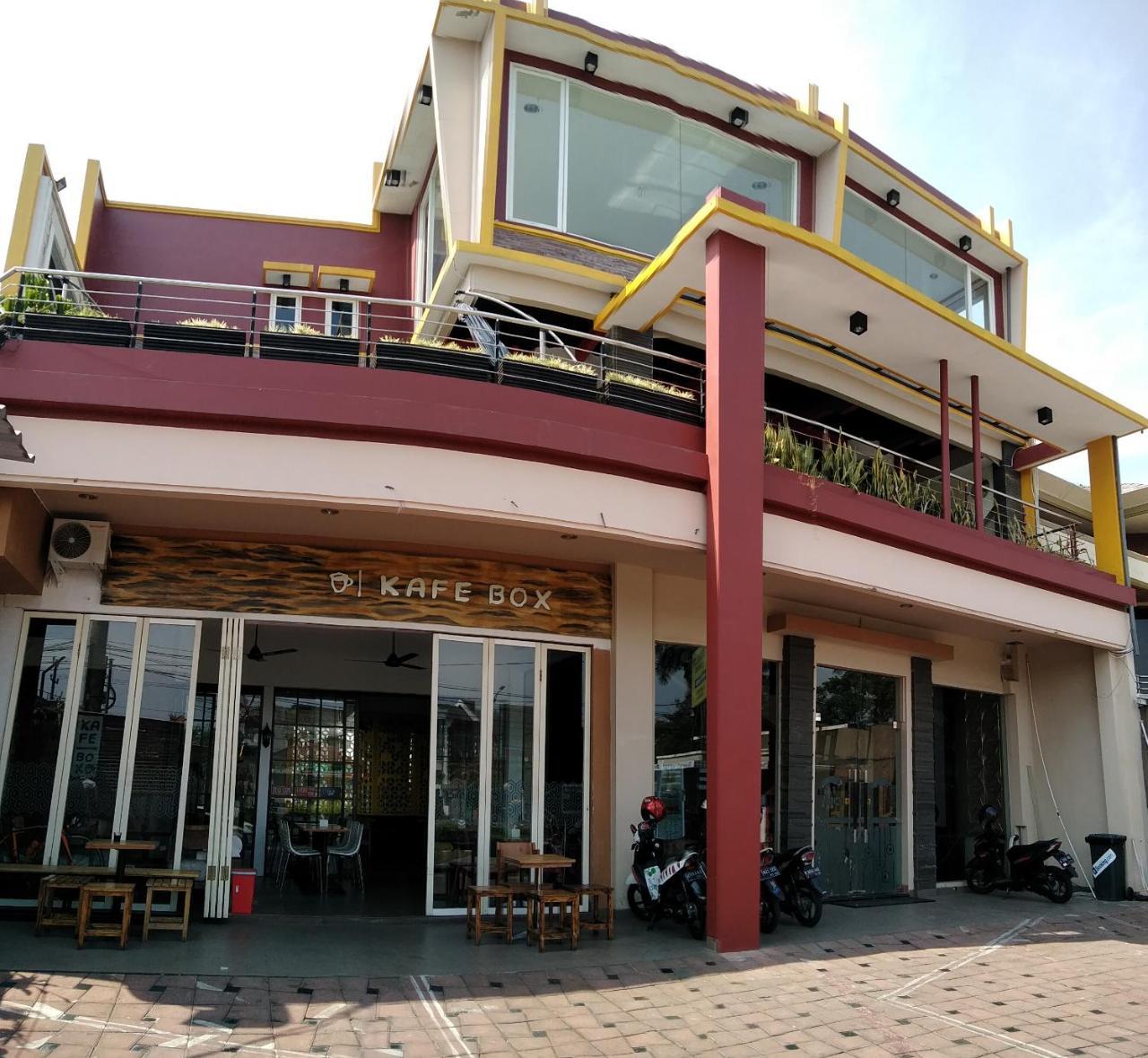 Malang City Boulevard Homestay Esterno foto