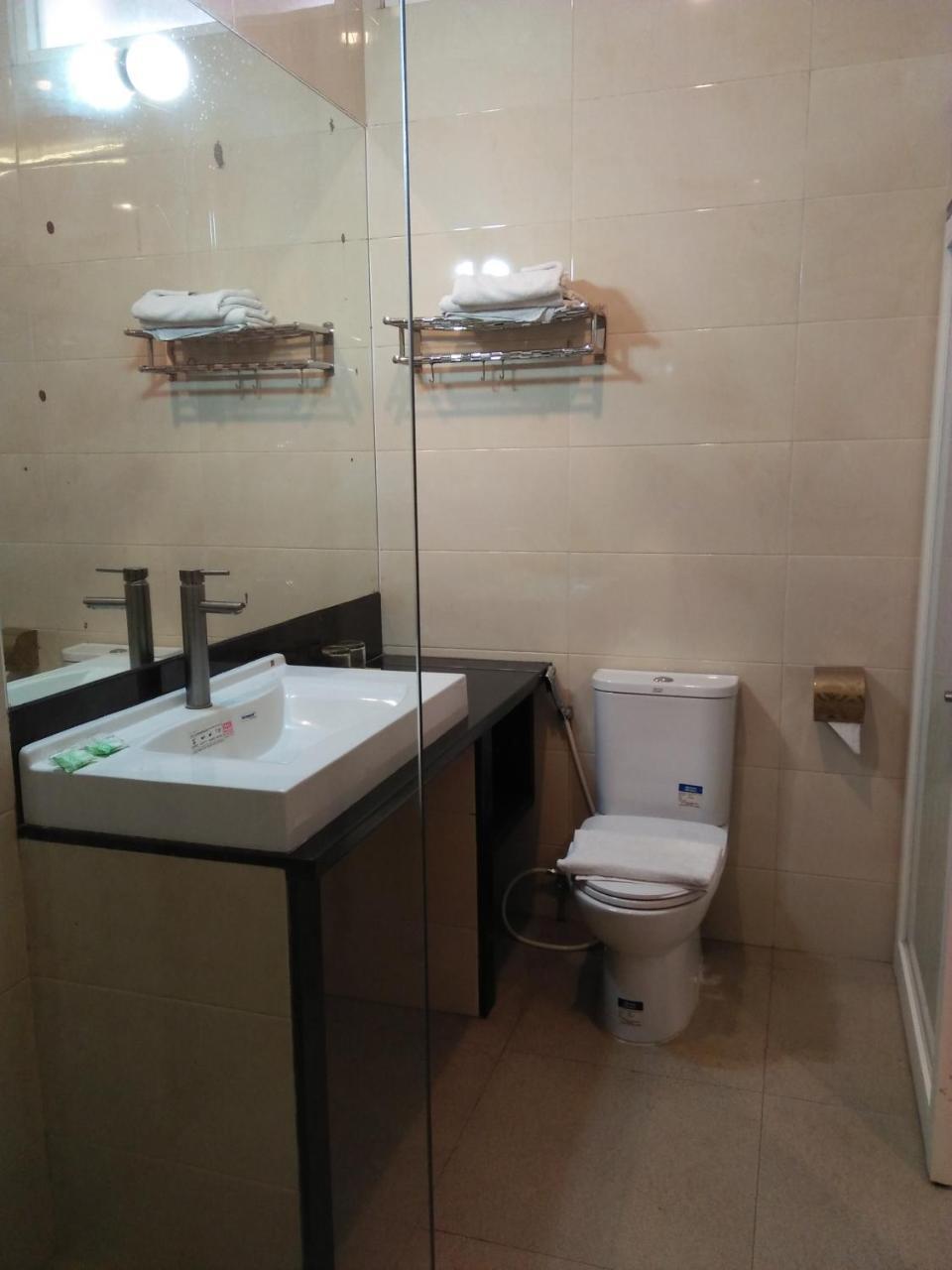 Malang City Boulevard Homestay Esterno foto