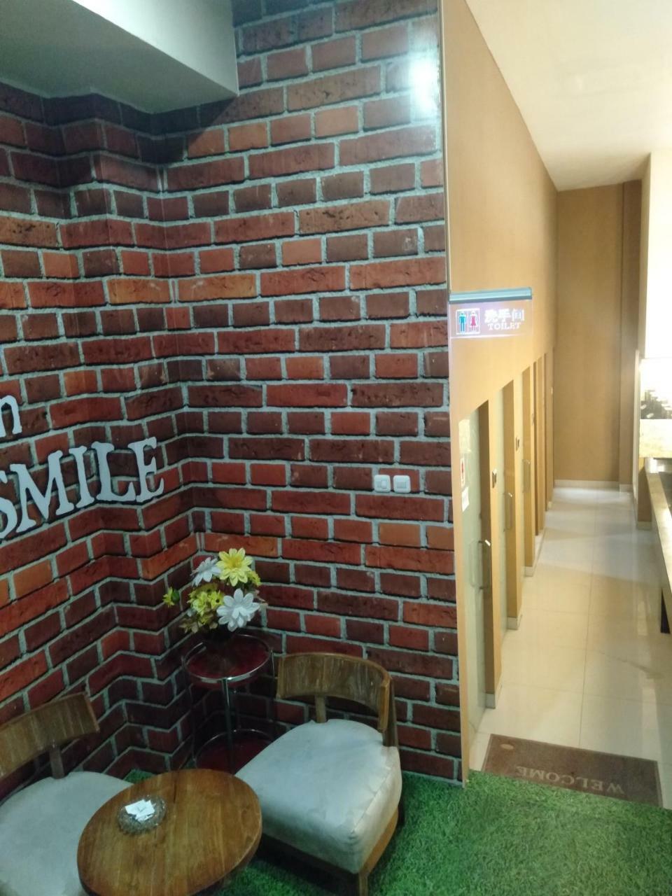 Malang City Boulevard Homestay Esterno foto