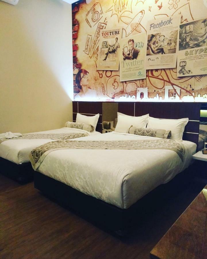 Malang City Boulevard Homestay Esterno foto