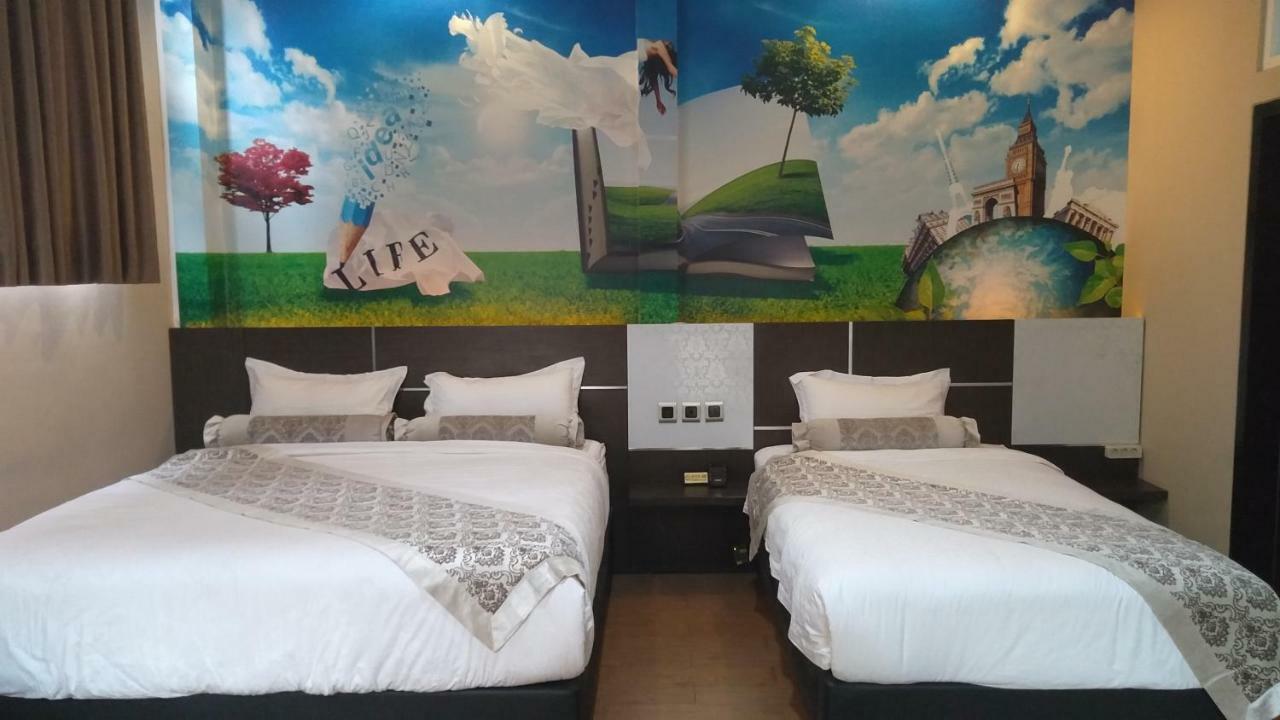 Malang City Boulevard Homestay Esterno foto